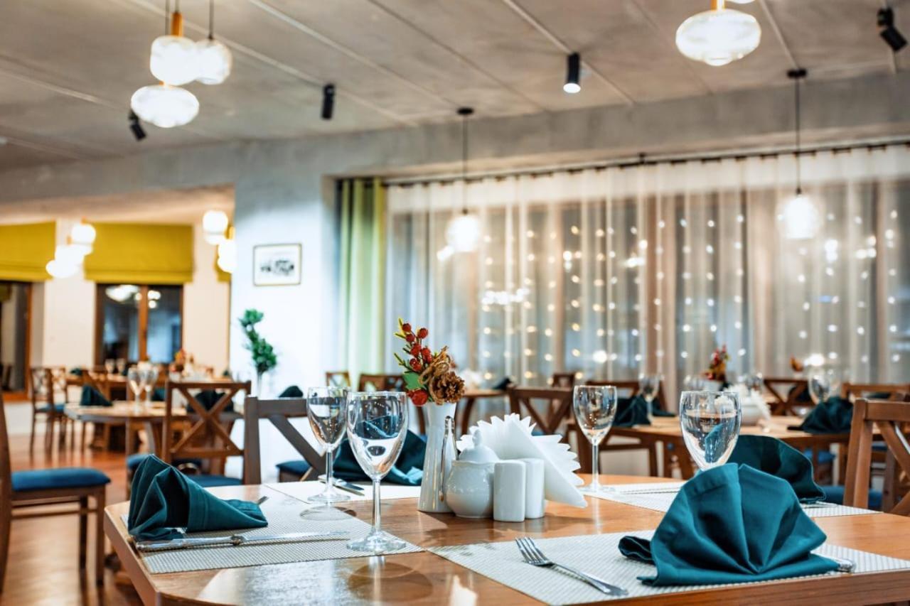 Park Hotel Kokshetau Shchūchīnsk Bagian luar foto